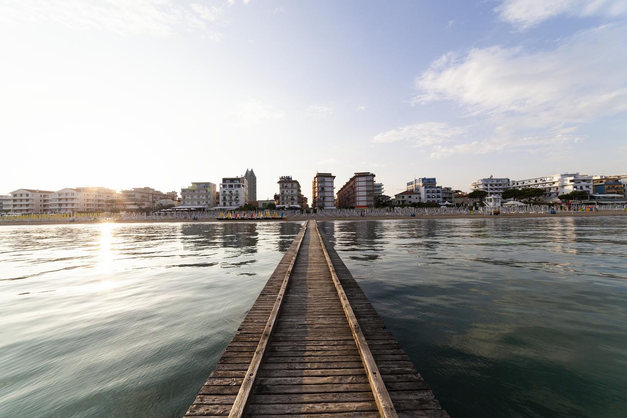 Hotel Columbia & Ninfea Lido di Jesolo Luaran gambar